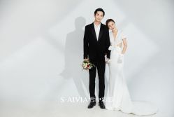 -雪中彩影婚纱摄影·微光艺术中心