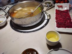 -左庭右院鲜牛肉火锅(浦江欢乐颂店)