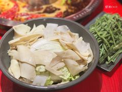 -谭鸭血老火锅(漳州路店)