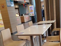 -麦当劳(乳山路店)