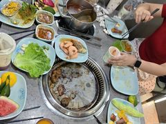 -金滏山·烤肉海鲜火锅自助(襄阳万达店)