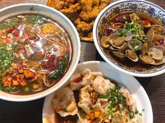 阿婆酥肉-爆炸头阿姨小四川正宗川味小吃(无任何分店)