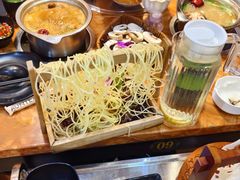 -塔兰齐新疆孜然火锅(鲤鱼山路店)