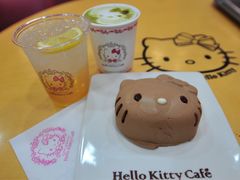 -Hello Kitty Cafe(弘大店)