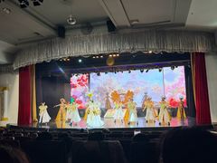 -金东尼人妖秀