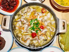 经典老坛酸菜鱼-山城外·非遗酸菜鱼(蜀都万达店)