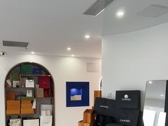 -聚云奢二手奢侈品黄金手表包包回收·中古店(三里屯总店)