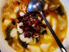 酸菜鱼片-老牌坊鲁菜名店(美莲广场店)
