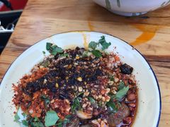 -拈签一笑黄牛肉辣卤串串