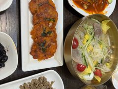 -釜山豚骨汤饭(芝罘万达广场店)