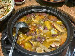 -一朵菌·野生菌探索家火锅(南亚店)