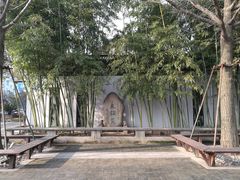 -汇龙潭