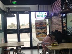 大堂-李先生牛肉面大王(郑州火车站西广场2店)