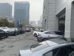 -杭州中升之星奔驰4S店(滨江店)