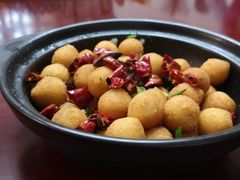-茅台镇网红溶洞餐厅·茅帮菜馆