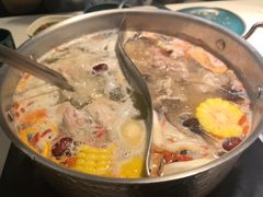 -椰子湾·海南火锅·糟粕醋·椰子鸡(正大广场店)