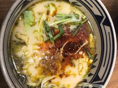 -阿香米线(大唐西市大润发店)