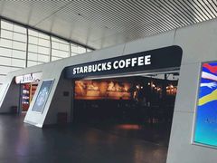 -星巴克臻选(盐城金鹰聚龙湖店)
