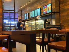 -星巴克(东莞常平富盈广场店)