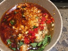 -肖肖酸萝卜鱼火锅(总店)