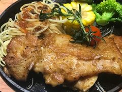 -K+全国连锁KTV(绿地缤纷天地店)