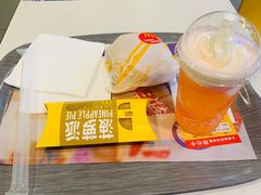 -麦当劳(世界城广场店)