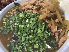 -越洋肖氏老米线(杨家坪店)