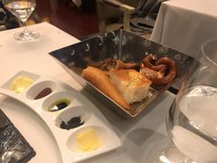 -龙虾酒吧扒房(宁波香格里拉店)