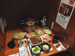 -独食火锅·半米屋台(直营总店)