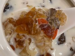-广信牛奶甜品世家(台东店)