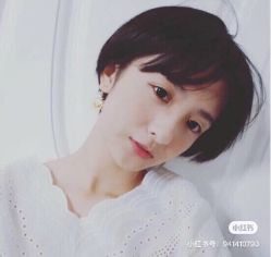 -时尚殿堂明星门店