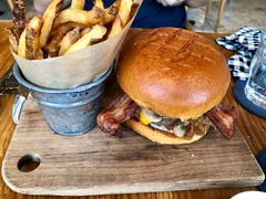 -ROAST coffee & eatery