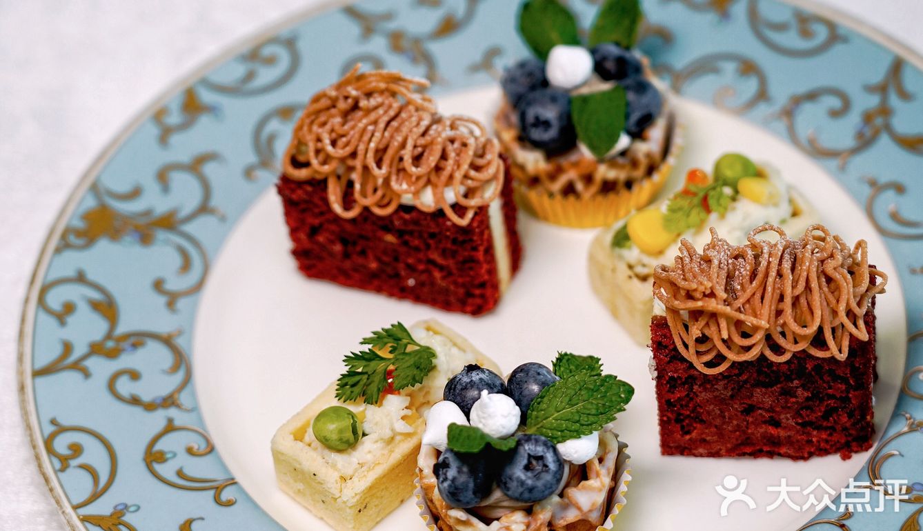 🍰 45层云端直面三件套，春日下午茶必打卡‼️