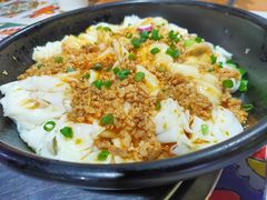 肉酱捞竹篙粉-石岐乳鸽村(南海第三分店)