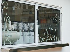 -HUGS coffee(东区店)