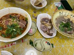 -苓记南京鸭血粉丝.皮肚面(县东巷店)