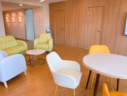 -海豚湾高端月子会所(黄浦店)