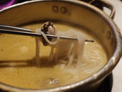 生蚝米粉-蚝堡海鲜·威海菜·海肠捞饭·烧烤·亚洲吃蚝公司(幸福门店)