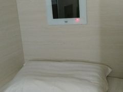 -栖游青年旅舍(华强北地铁站店)