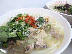 -文山荷鲜居(翠湖店)