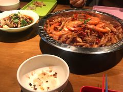 牛蛙煲-胖哥俩肉蟹煲(万国店)