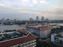 -阿瓦尼河滨曼谷酒店