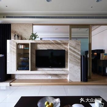 客厅装修：电视墙杂乱线路隐藏4妙招！