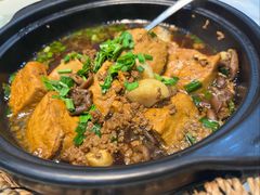 雁来蕈炖豆腐-两户人家农家乐