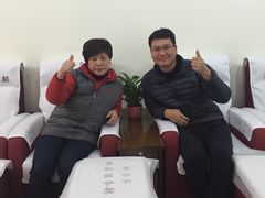 -郏芬芬扦脚服务部(新闸路店)