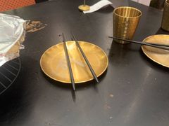 -何师烧烤·香辣蟹·川菜·30年老品牌(太古里旗舰店)