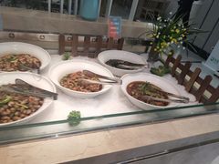 -绿岛港轩海鲜烤肉涮锅自助餐厅