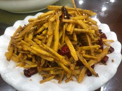 干煸藕丝-椒香川流不息川菜馆(二七北路店)