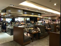 -昆山裕元花园酒店·温莎西餐厅