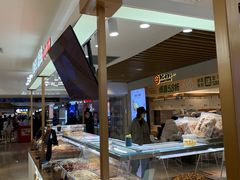 -宝龙城(杭州滨江店)